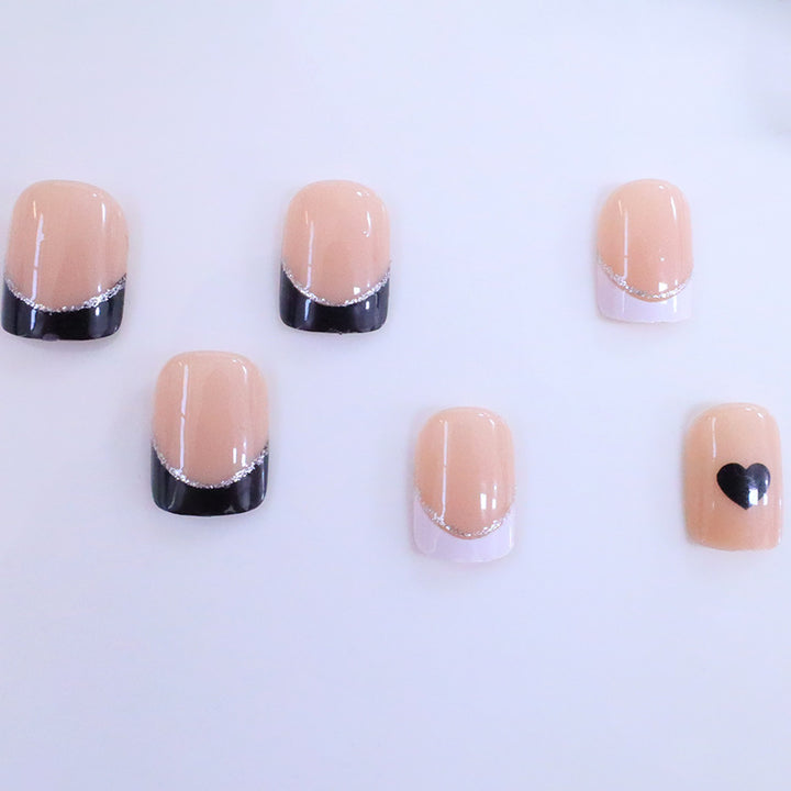 Elegant Heart-Design Press-On Nail Set Kalsten