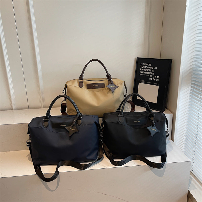 Elegant Travel Bag With Practical Compartments Kalsten