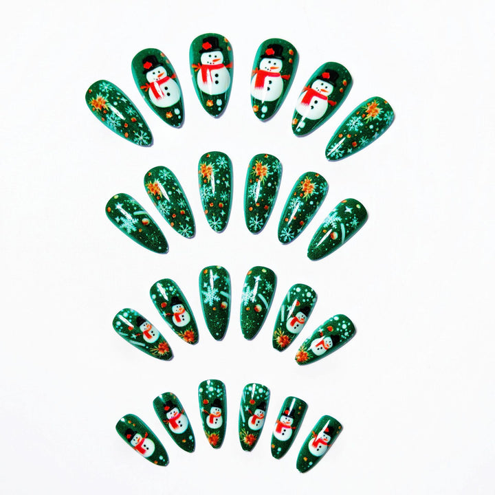 Artificial nails with festive snowman design Kalsten