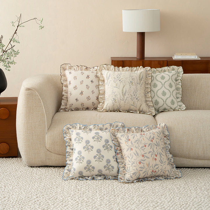 Decorative cushion with ruffles and botanical linen pattern Kalsten