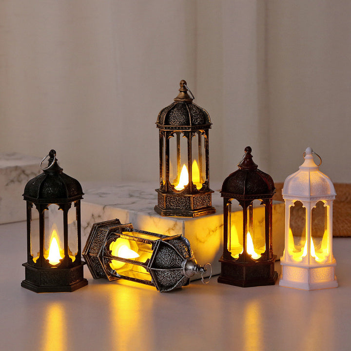 Antique lantern with elegant patterns Kalsten