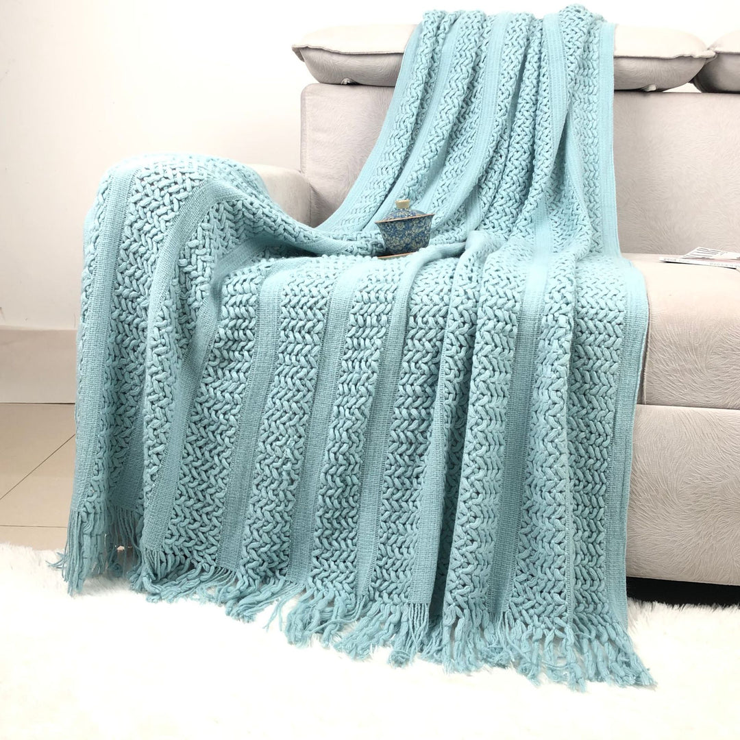 Decorative Throw Blanket Kalsten