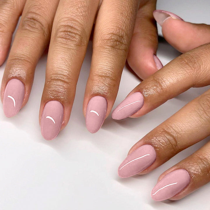 Elegant Almond-Shaped Gel Nail Set Kalsten
