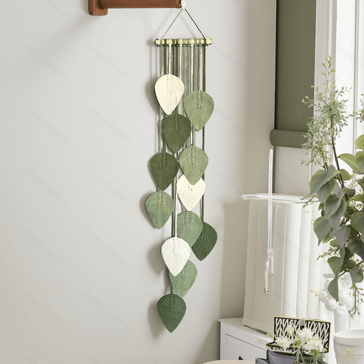 Leaf-Inspired Macrame Wall Hanging Kalsten