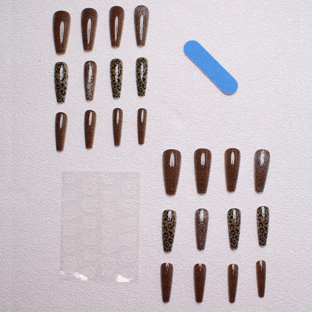 Trendy Press-On Nail Set Kalsten