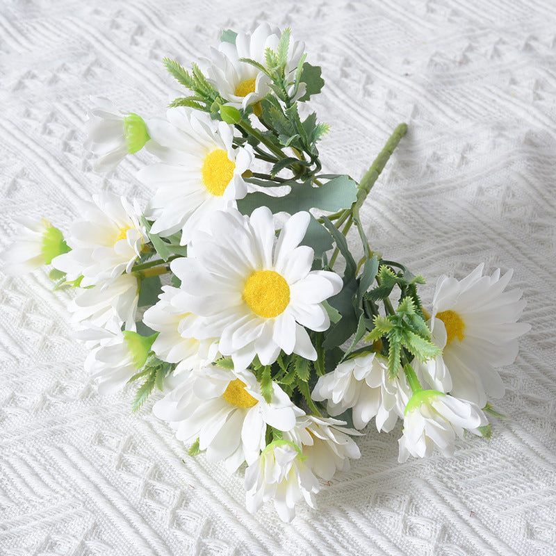 Decorative Faux Daisy Floral Stem