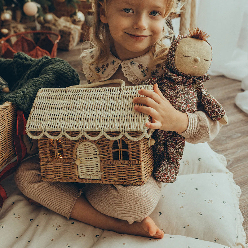 Stylish Willow Basket Kalsten