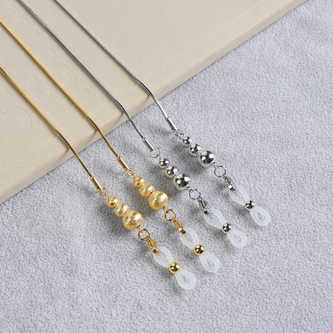Sleek Metallic Eyewear Chain kalsten