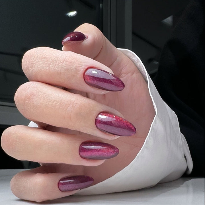 Glossy Almond-Shaped Press-On Nail Set Kalsten 1787225031