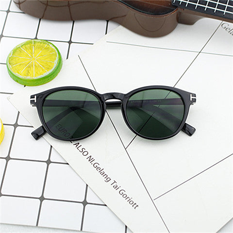 Women's fashionable round sunglasses with elegant plastic frame Kalsten
