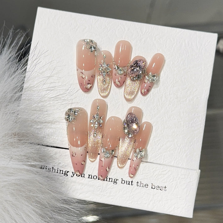 Glamorous Art Nails Kalsten
