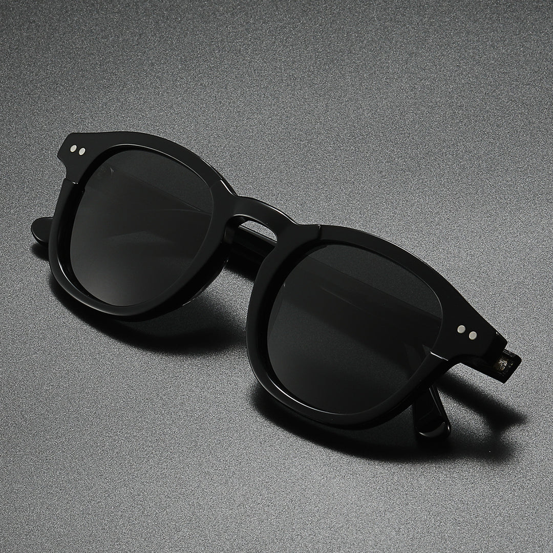Women’s fashionable sunglasses in contemporary tortoiseshell design Kalsten