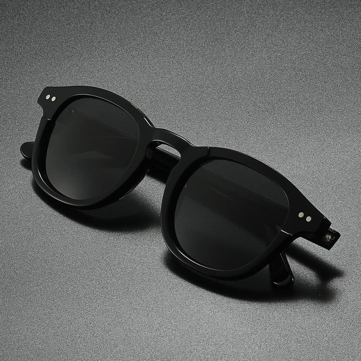 Women’s fashionable sunglasses in contemporary tortoiseshell design Kalsten