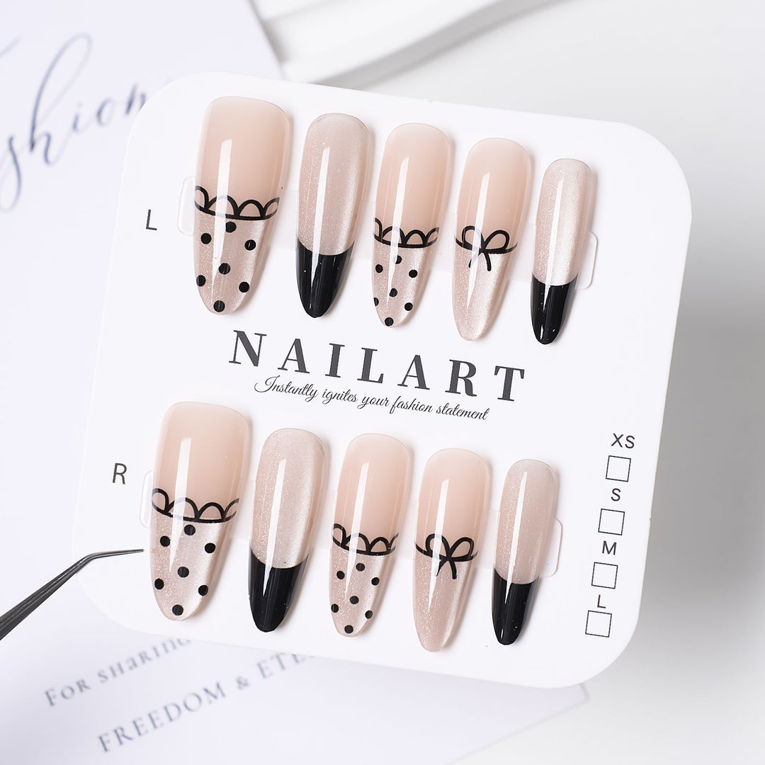 Long-lasting and Decorative Art Nails Kalsten