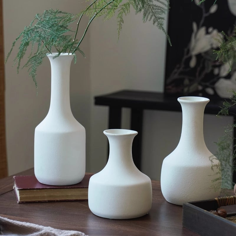 Stylish ceramic vase Kalsten