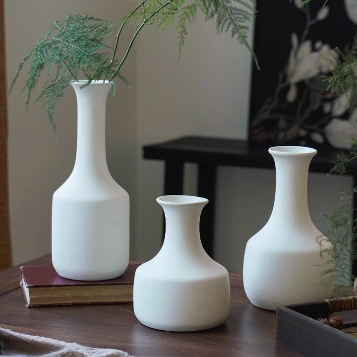 Stylish ceramic vase Kalsten