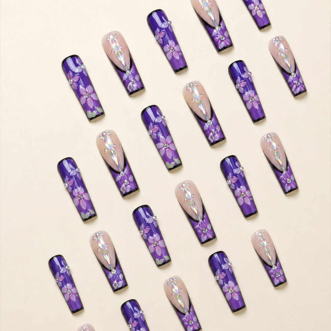Decorative Floral Themed Press-On Nails