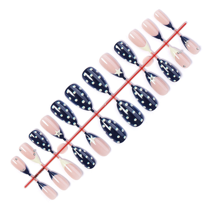 Artificial nail set with stylish star and dot patterns Kalsten