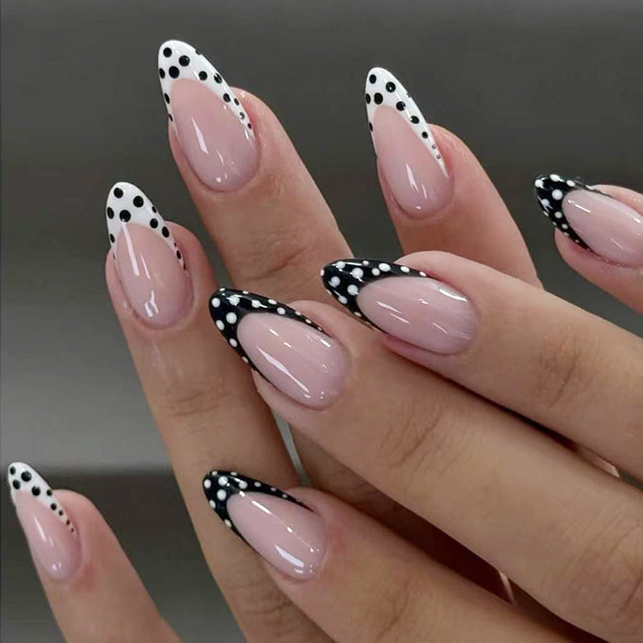 Elegant Artistic Nail Extensions Kalsten