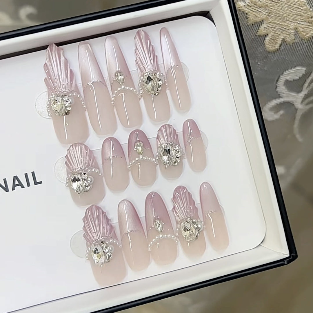 3D Decorative Press-On Nail Set Kalsten
