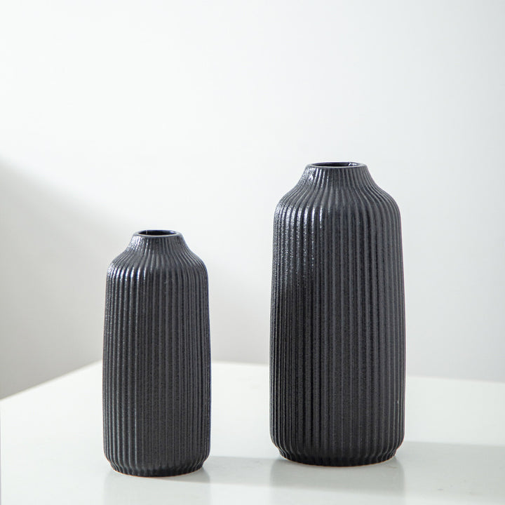 Elegant Ribbed Ceramic Decorative Vase Kalsten