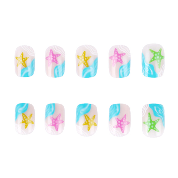 Artistic Beach-Themed Nail Art Kalsten
