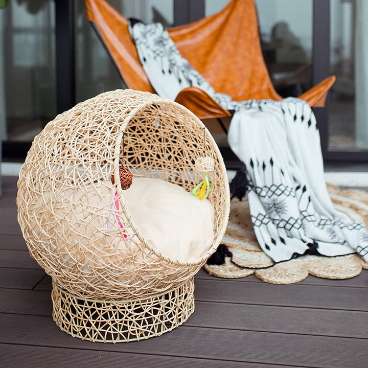 Beef Cat Bed Made of Rattan Kalsten