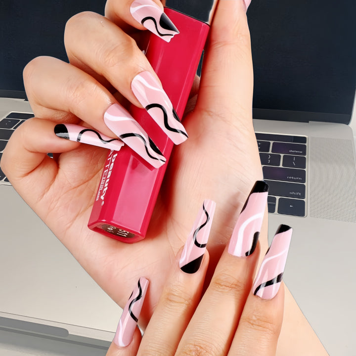 Creative Nail Design Kalsten