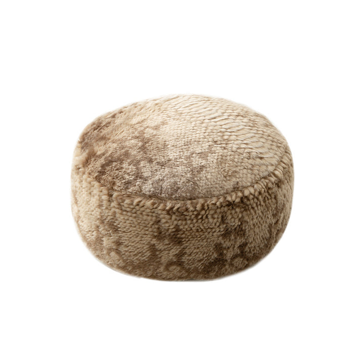 Round seat pouf made of synthetic fur with soft padding and removable cover Kalsten