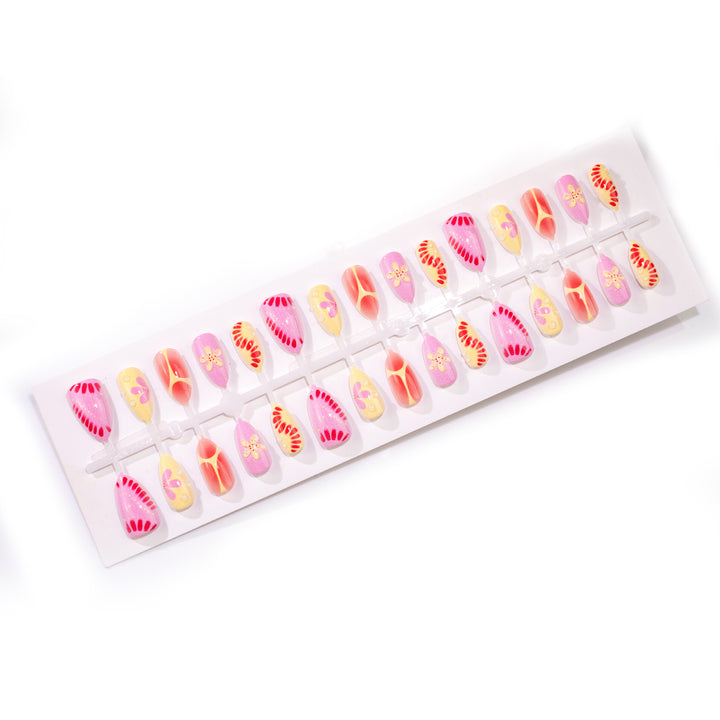 Artistic Creative Floral Press-On Nail Art Set Kalsten