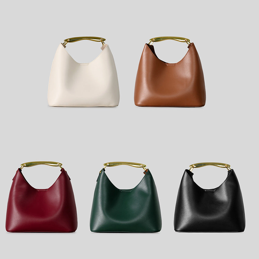 Modern Minimalist Handbag  1790618832