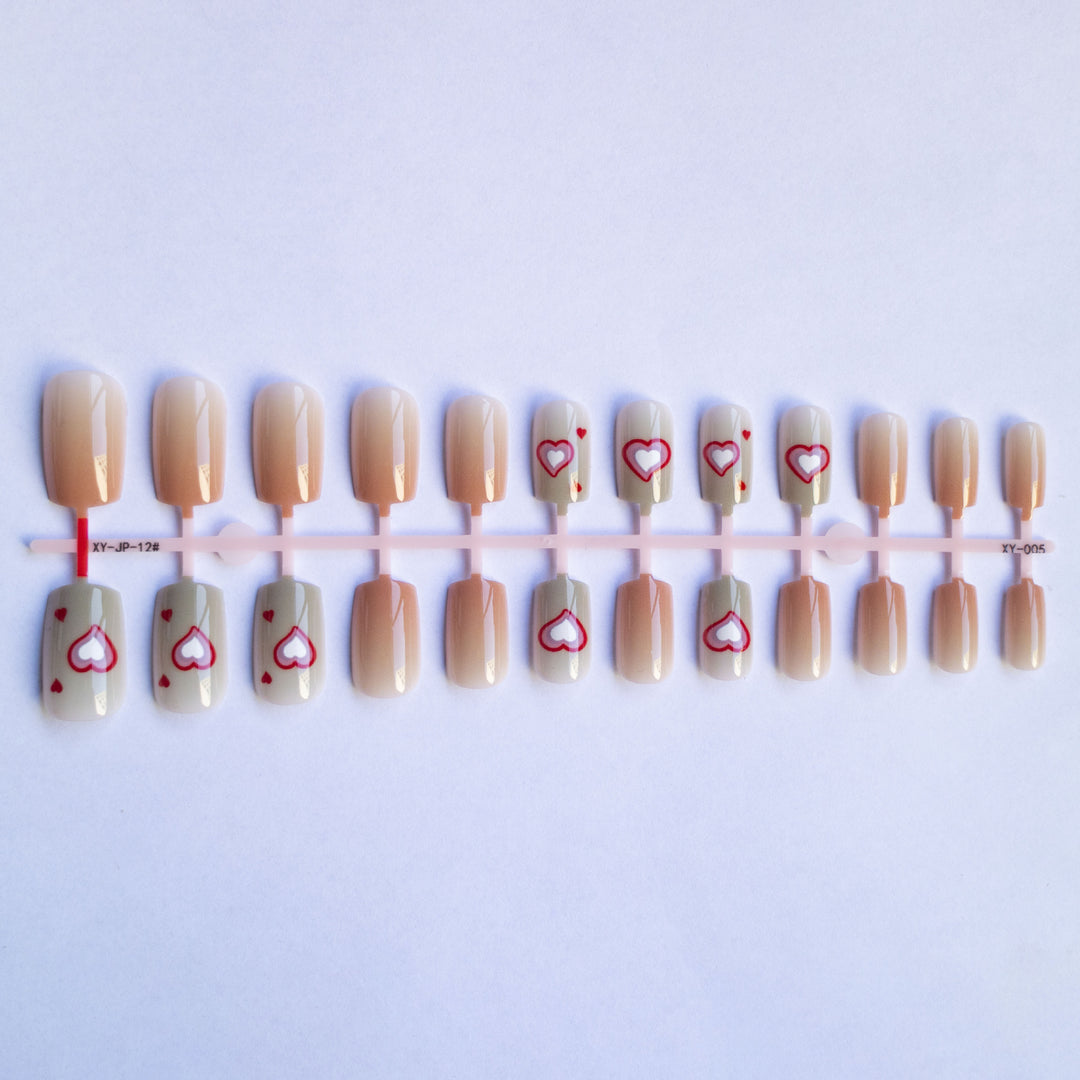 Heart Design Nail Art Kit