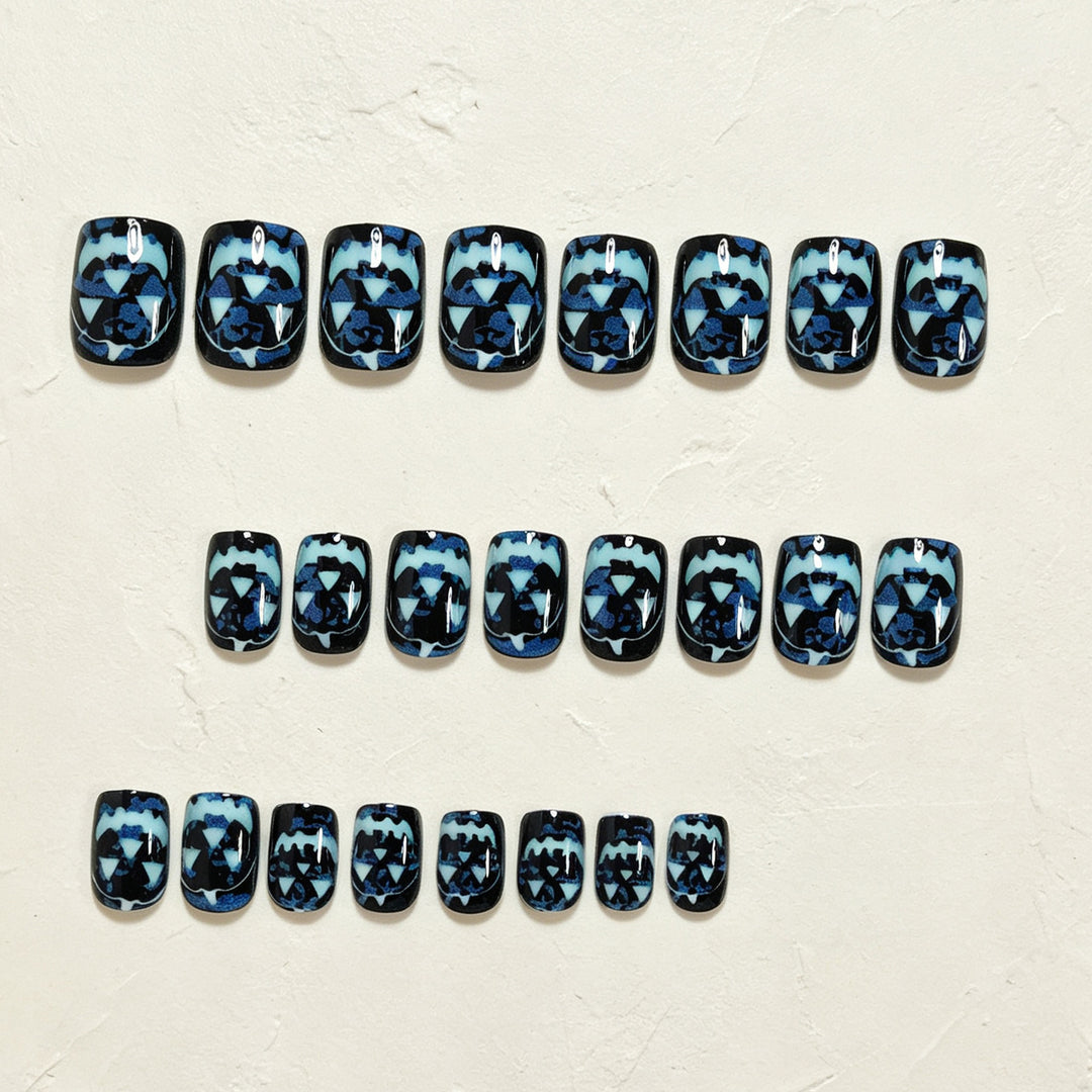Halloween Glow-in-the-Dark Press-On Nail Art Kalsten