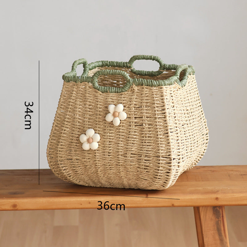 Handcrafted basket with flower appliqué Kalsten
