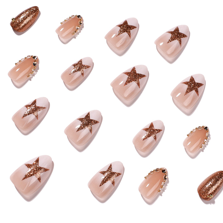 Elegant and sparkling nail art Kalsten