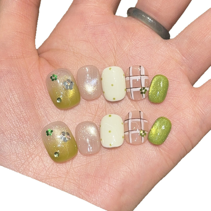 Creative Art Nail Tips with Floral Accents Kalsten