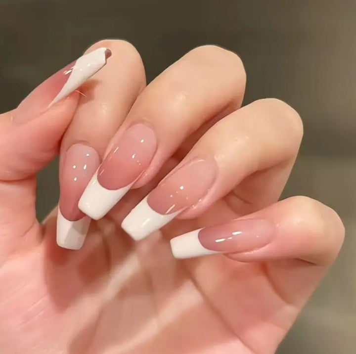 Nail art with cute animal motifs Kalsten