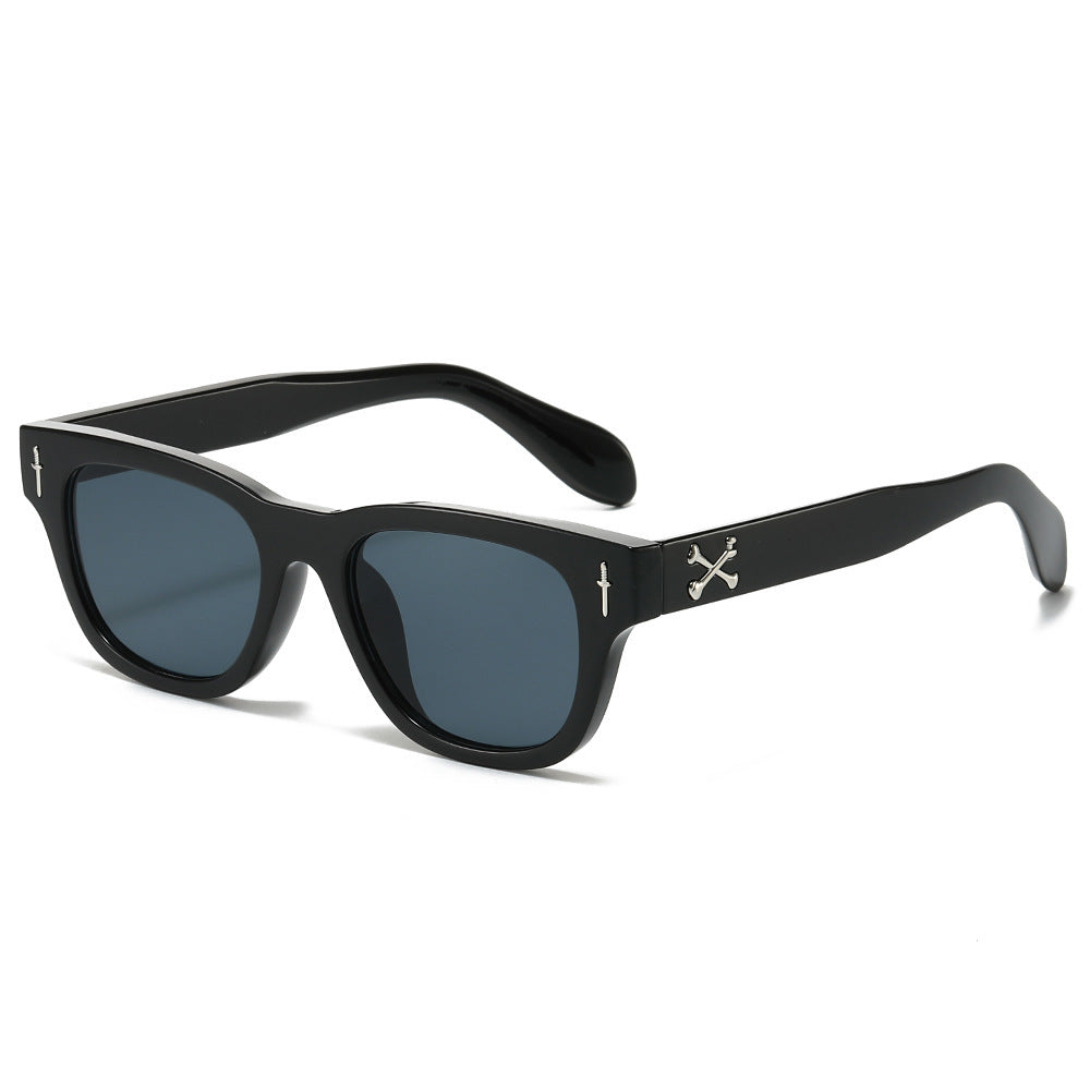 Retro-Inspired Bold Frame Sunglasses Kalsten