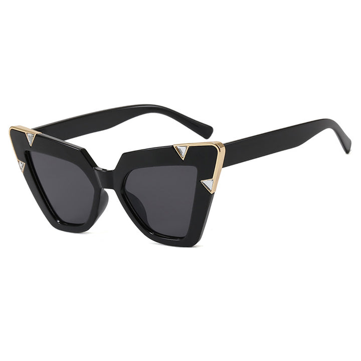 Women's Cat-Eye Sunglasses with Luxurious Design and Protective UV Filter Kalsten