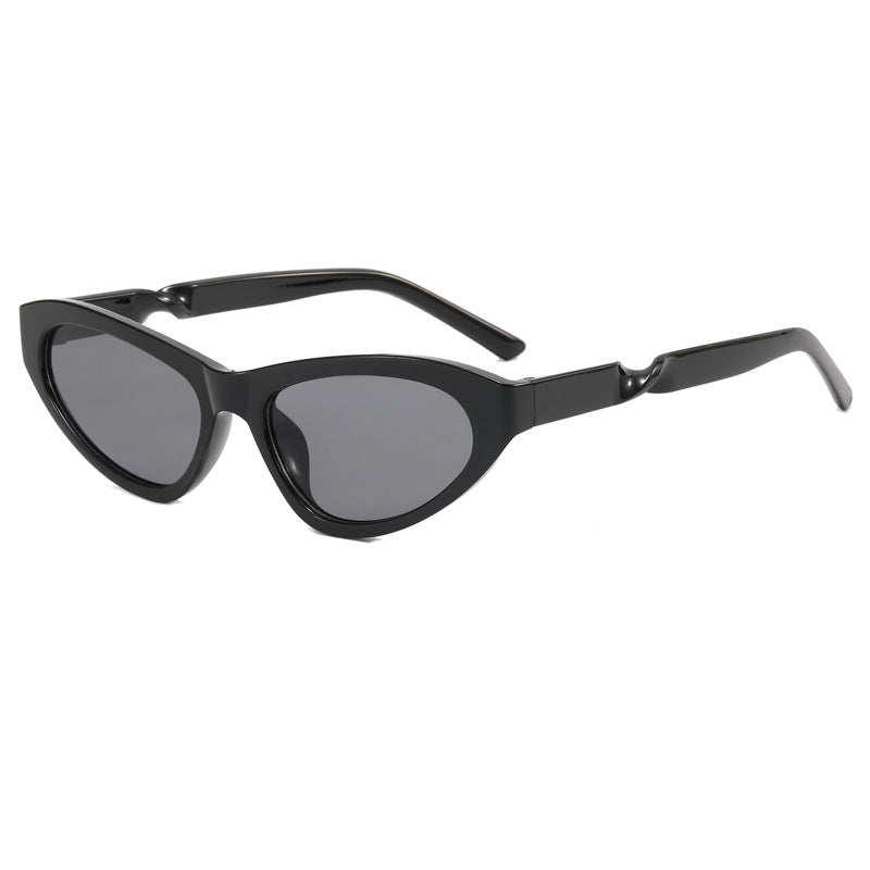 Cat-Eye Design Sunglasses with Blue Lenses
