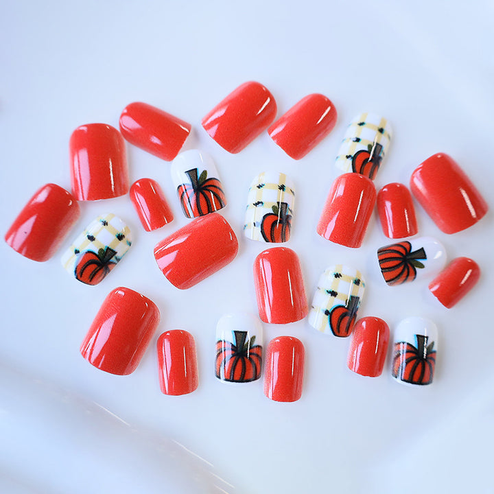 Festive Autumn-Themed Nail Art Kalsten