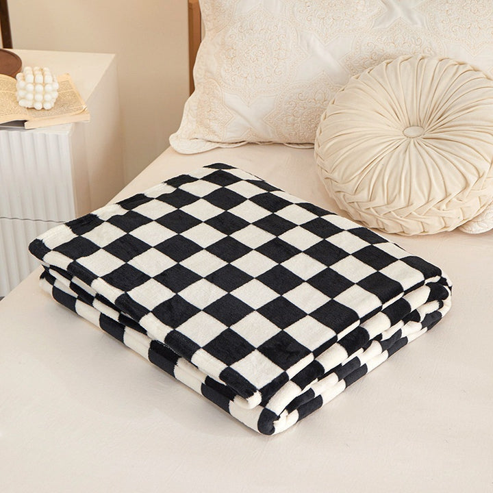 Checkered Fleece Throw Blanket