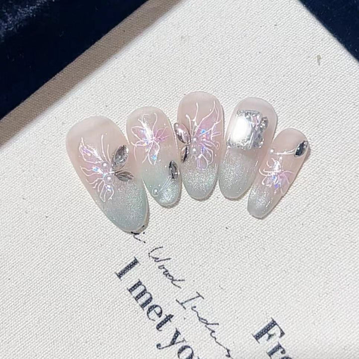 Elegant Butterfly-Embellished Press-On Nail Set Kalsten