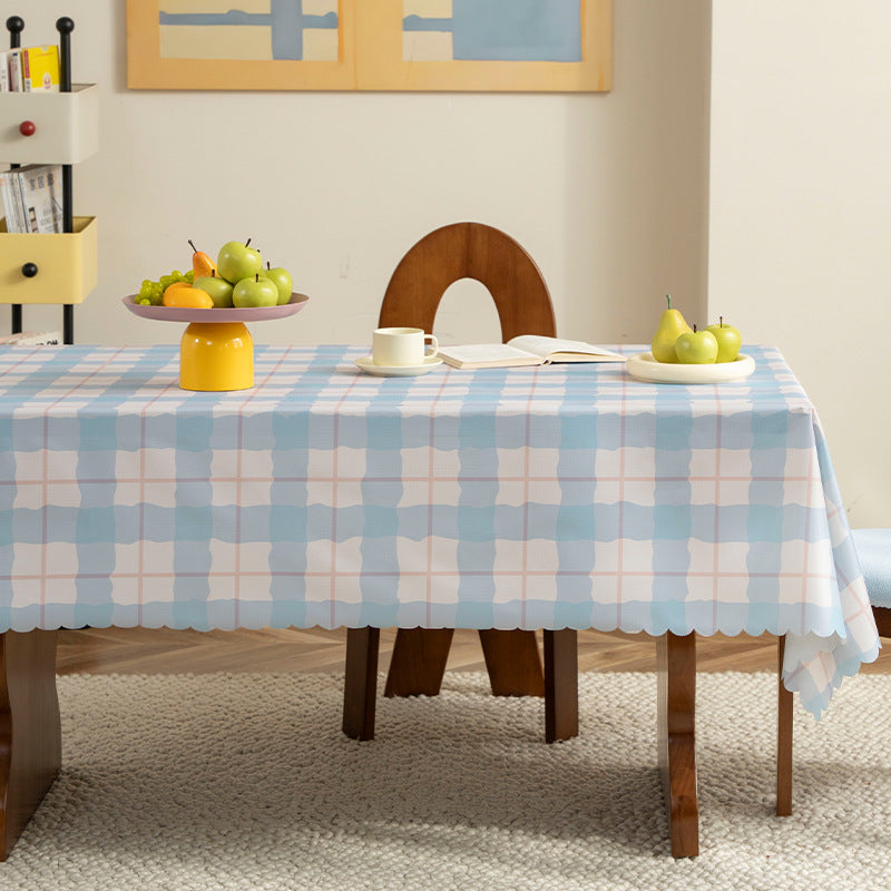 Wipeable tablecloth with star pattern and wavy hem Kalsten