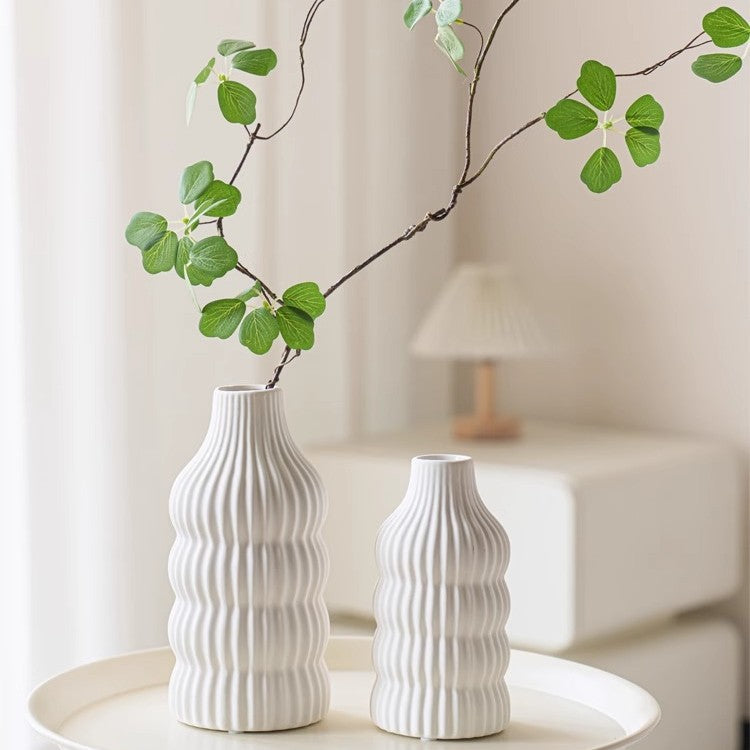 Stylish ceramic vase with wave structure Kalsten
