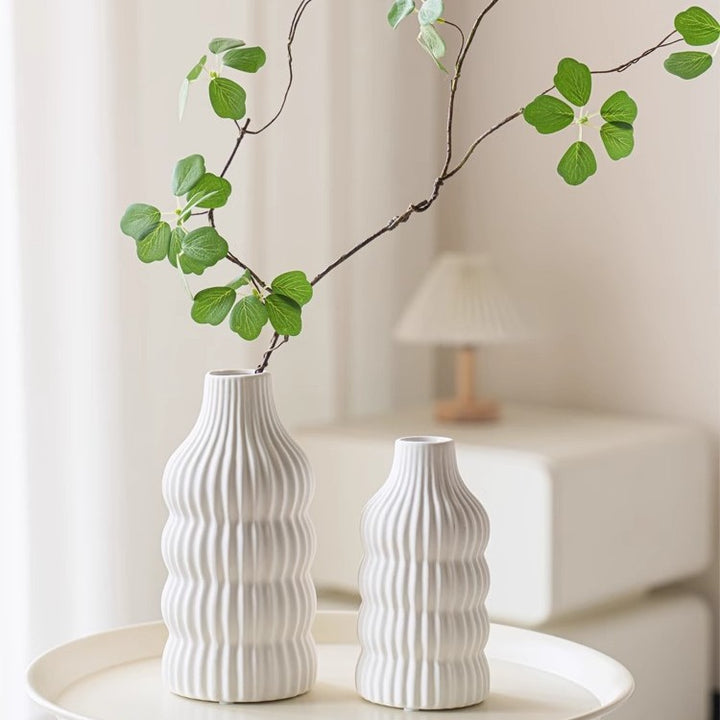 Stylish ceramic vase with wave structure Kalsten