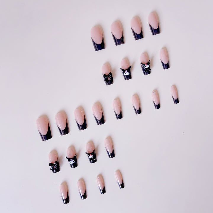 Artificial nail set with festive winter motifs and playful shiny accents Kalsten