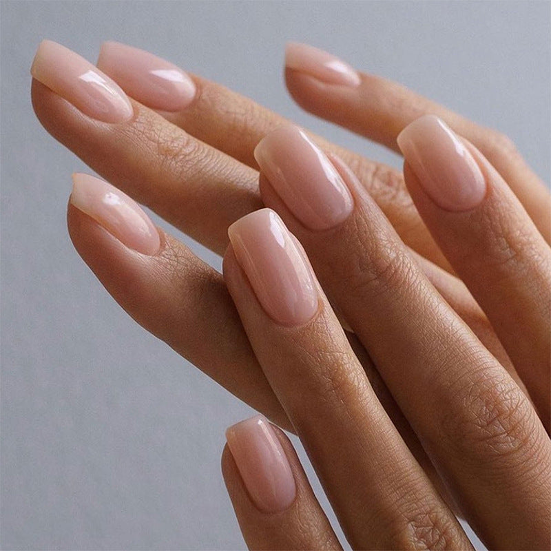 Acrylic nail set with natural finish and luxurious shine Kalsten