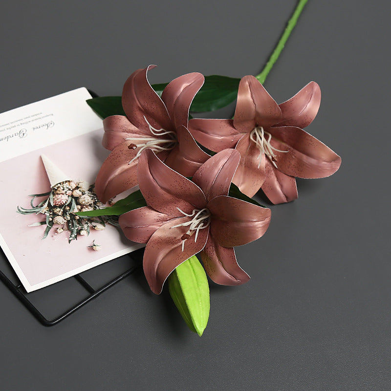 Lifelike Artificial Lily Bouquet