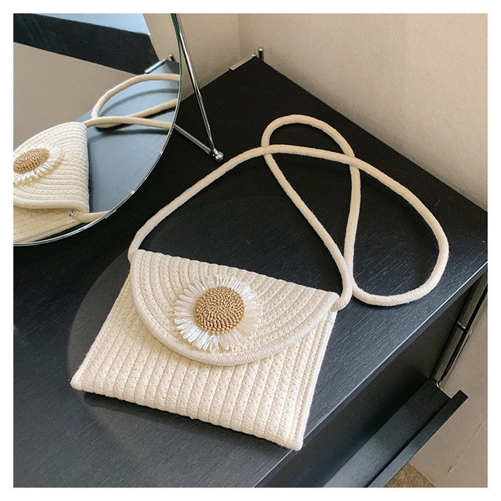 Fashionable shoulder bag with flower appliqué Kalsten